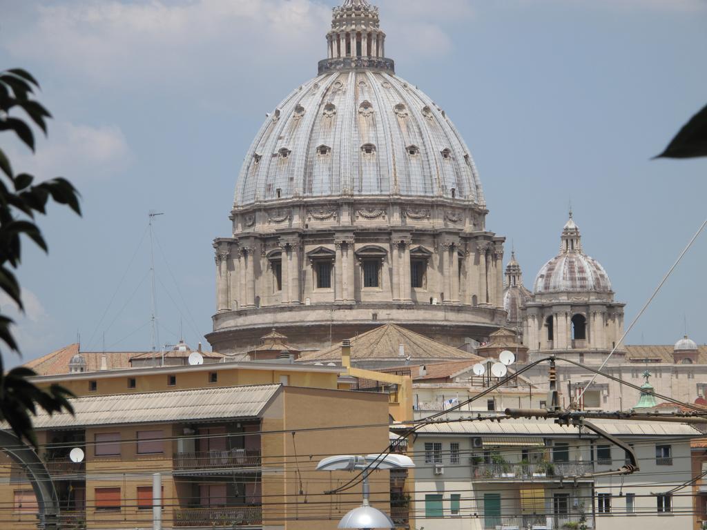 Ferrari Al Vaticano Rome Exterior photo